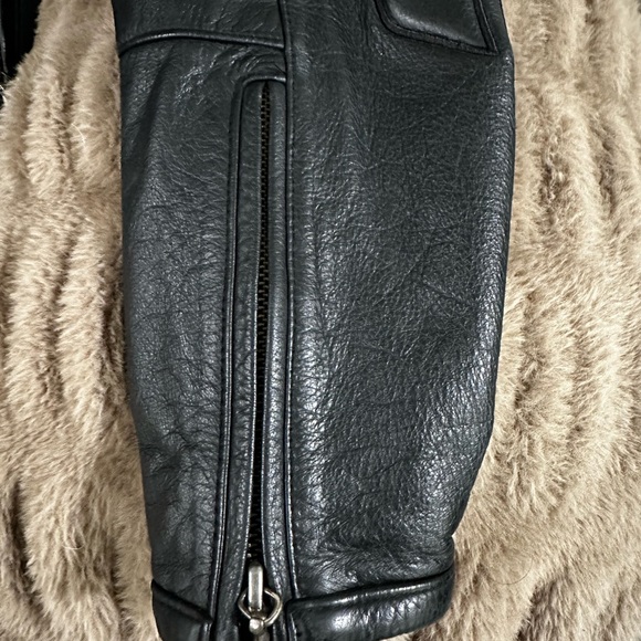 Harley Davidson Leather Red Heart Jacket - Picture 6 of 11